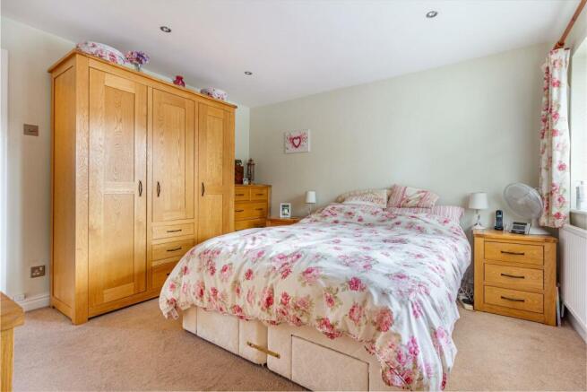 Bedroom-1-2.jpg