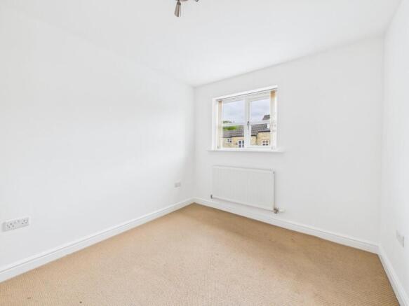2 bed Semi-Detached for sale Image 8
