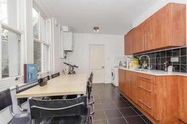 Kitchen b