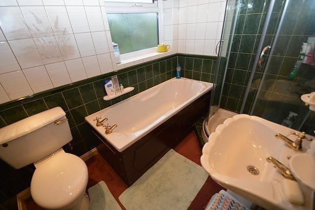 Family bathroom