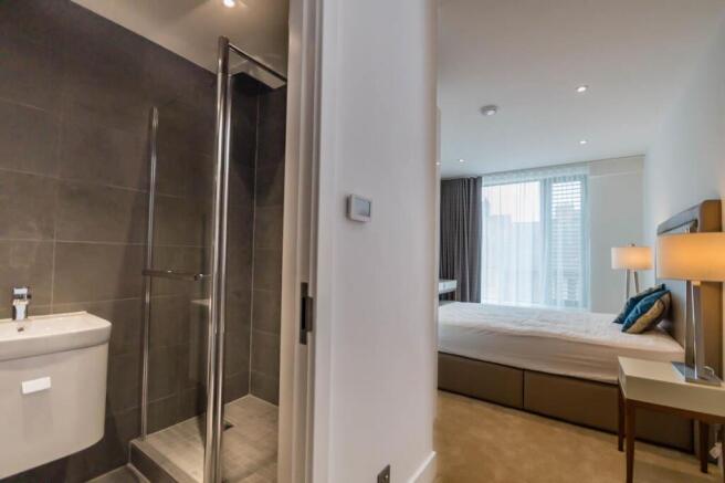 2 bed Apartment to rent Image 6
