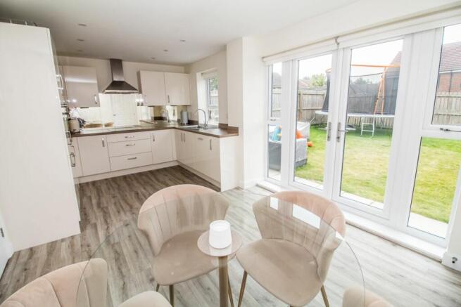 Kitchen Pic 3. 