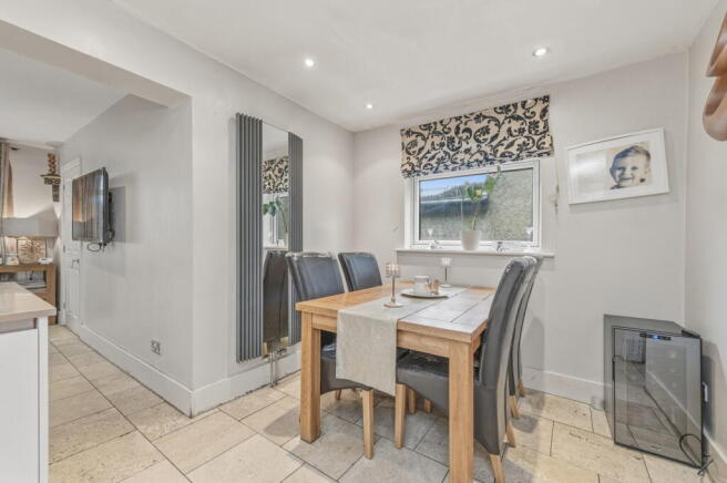 3 bed Detached for sale Image 4