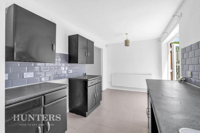 2 bed Semi-Detached for sale Image 9