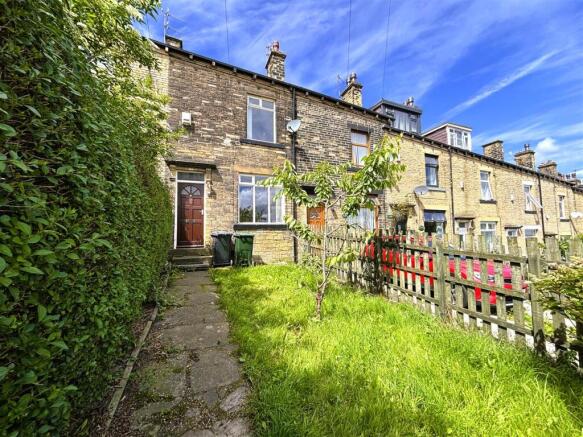 3 bed Terraced for sale Image 7