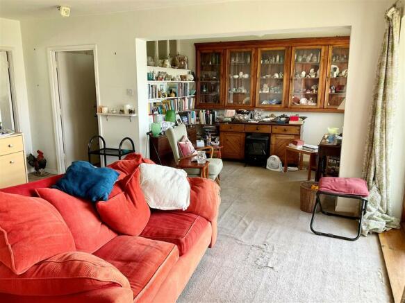 Living Room.jpg