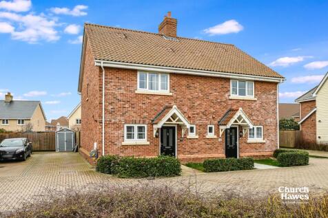 Elm Way, Latchingdon