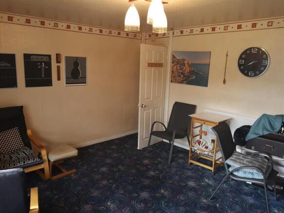 34 glanfelin flats 6.jpg