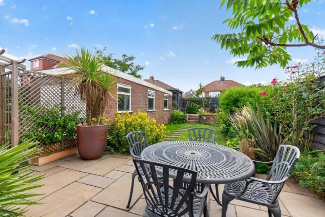 3 bed House for sale Image 8