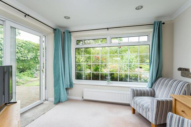 4 bed Detached for sale Image 11