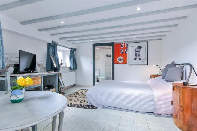 Bed 2