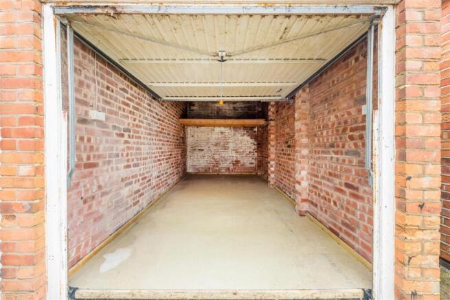 Beresford Court Garages -2.jpg