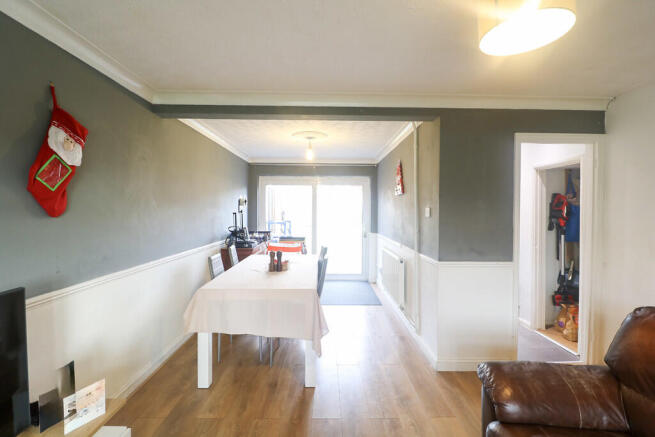 Dining/Living Roo...