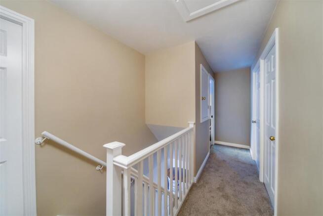 FIRST FLOOR LANDING