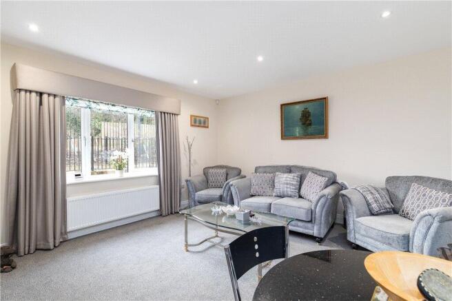 2 bed Bungalow for sale Image 4