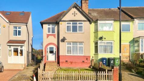 Northwood Gardens, Greenford, UB6