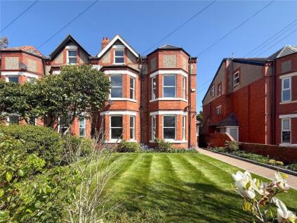 Queens Road, Hoylake, Wirral, Merseyside, CH47