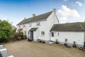 3, Trevithick Crescent, Hayle TR27 4AX