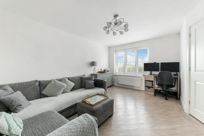 PRESTON MANOR ROAD (23).jpg