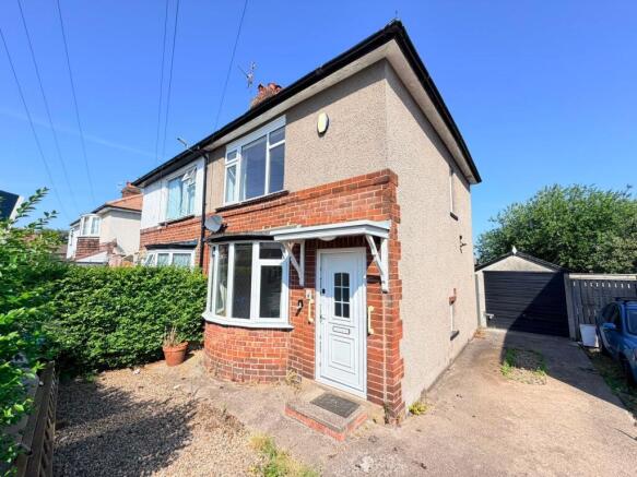 2 bed Semi-Detached for sale in scarborough
