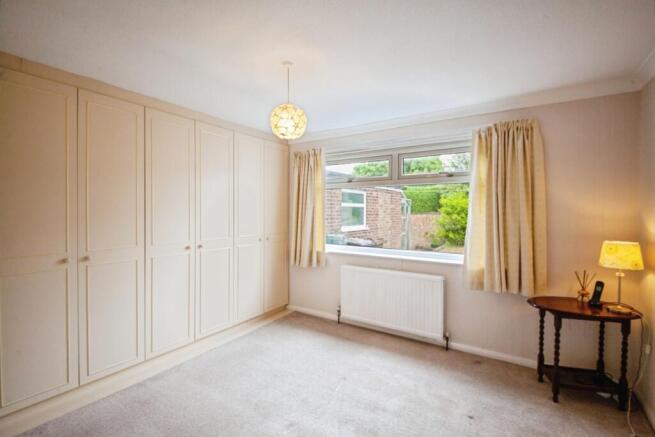 3 bed Bungalow for sale Image 9