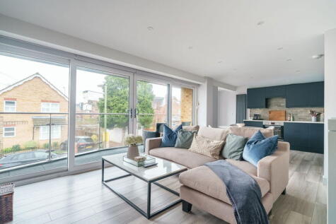 Miles Road, Epsom, KT19 9AB