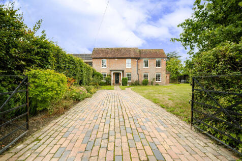 Arlington Road West, Hailsham