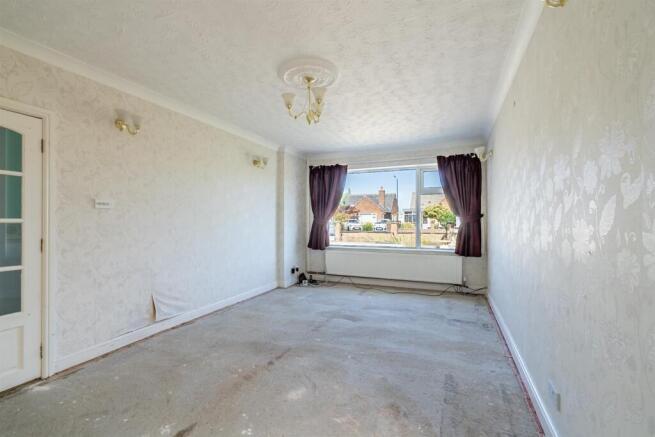 3 bed Detached Bungalow for sale Image 5