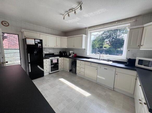 Alcester Road, Cheadle, SK8 photo 4
