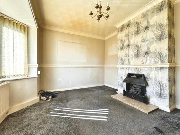 3 bed Semi-Detached for sale Image 9