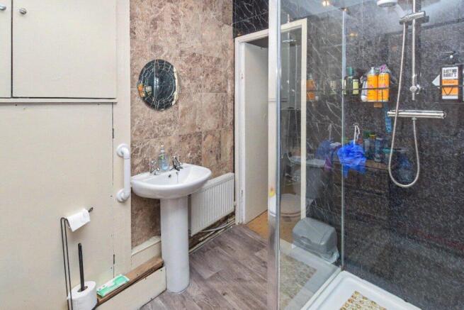 2 bed Terraced for sale Image 12