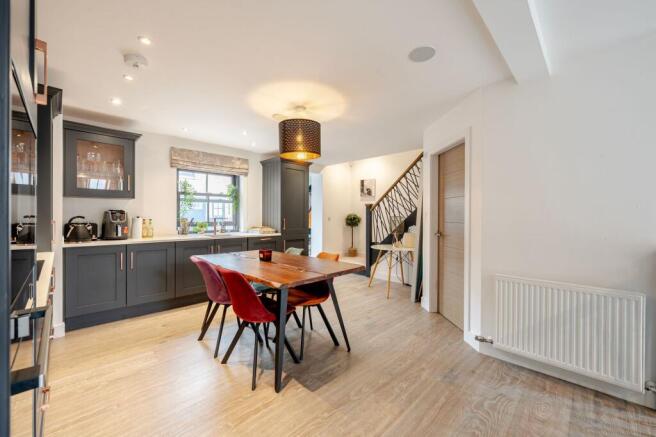 2 bed Terraced for sale Image 4