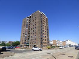 Flat 38, Kingmere, South Terrace, Littlehampton BN17 5LD