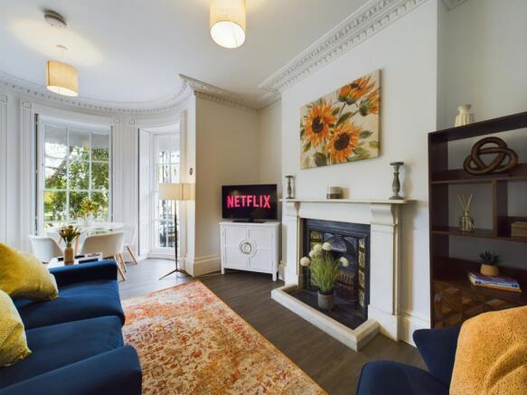 CAM01740G0-PR0118-STILL041