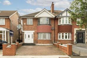 61, Vyner Road, London W3 7LZ