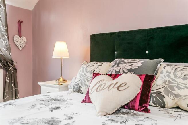 8309336-interior06.jpg