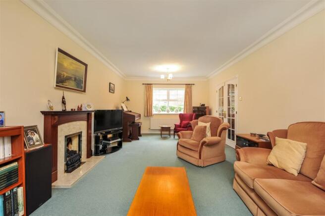 SITTING ROOM