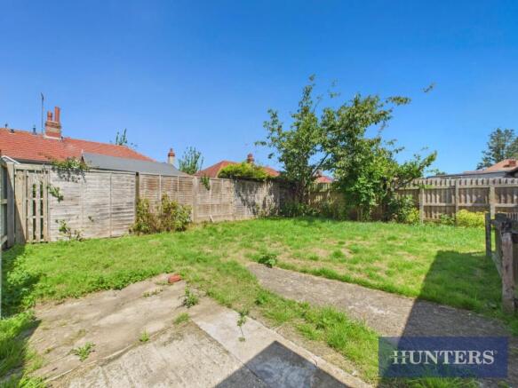 2 bed Semi-Detached Bungalow for sale Image 11