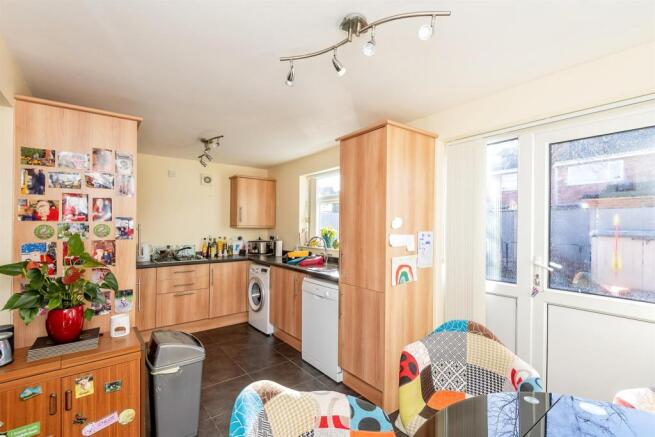 Breakfast Kitchen:
