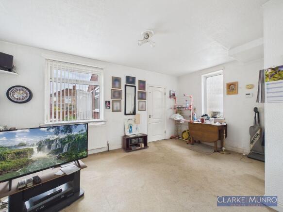 3 bed Semi-Detached for sale Image 5