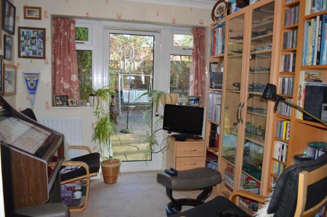 SITTING ROOM