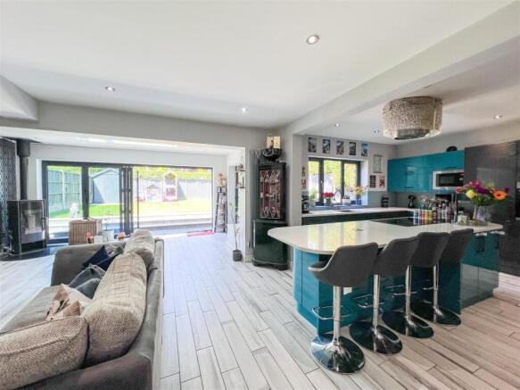 Kitchen / Living / Dining