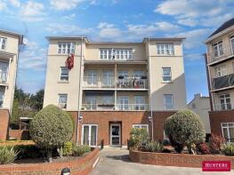 Flat 3, 6 Gonville Court, Magdalene Gardens, Whetstone, London N20 0AF