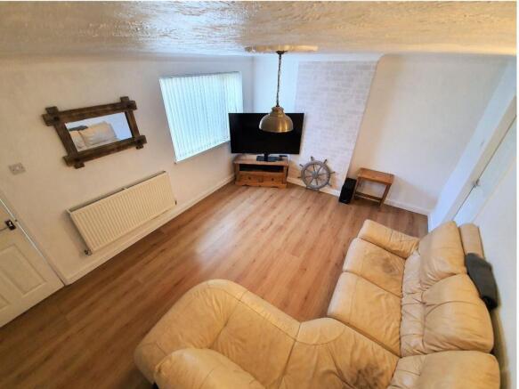 36 Lanercost Way lounge1.jpg