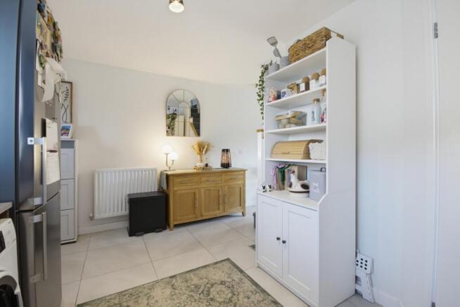 2 bed Semi-Detached for sale Image 10