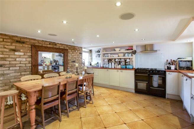 Kitchen/Dining Room