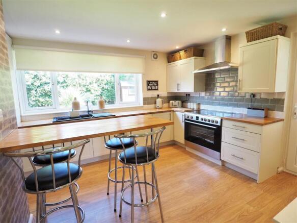 Stylish Dining Kitchen 993