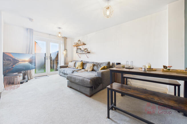 CAM02494G0-PR0074-STILL001