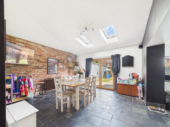 3 bed End of Terrace for sale Image 8