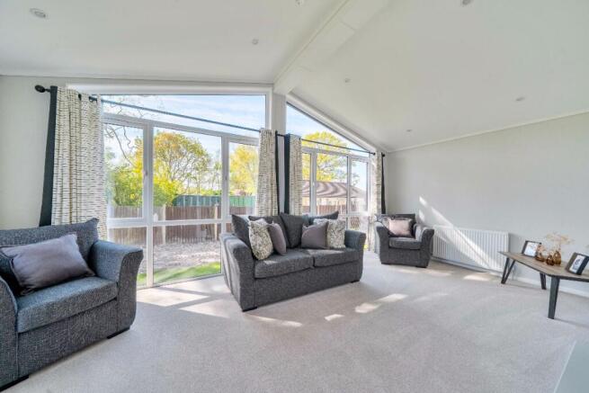 Blandford Road,
Poole, 
Dorset, 
BH16 6AB photo 4